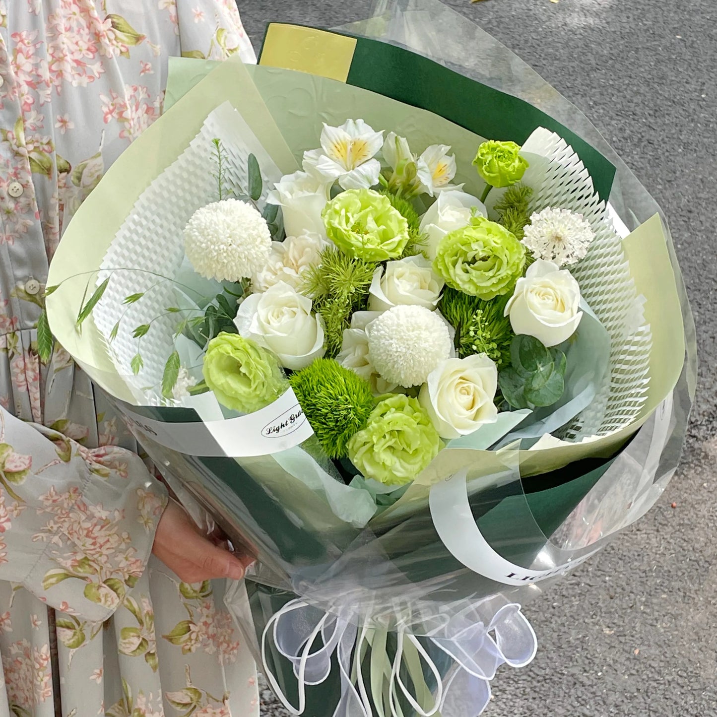 【四季與你】白玫瑰混搭鮮花束