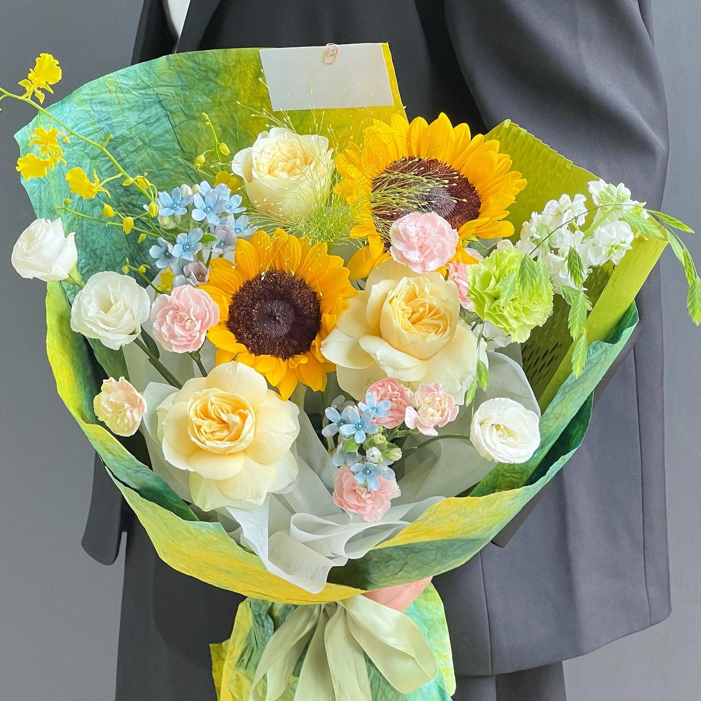 【花開半夏】向日葵奶油杯玫瑰混搭鮮花束