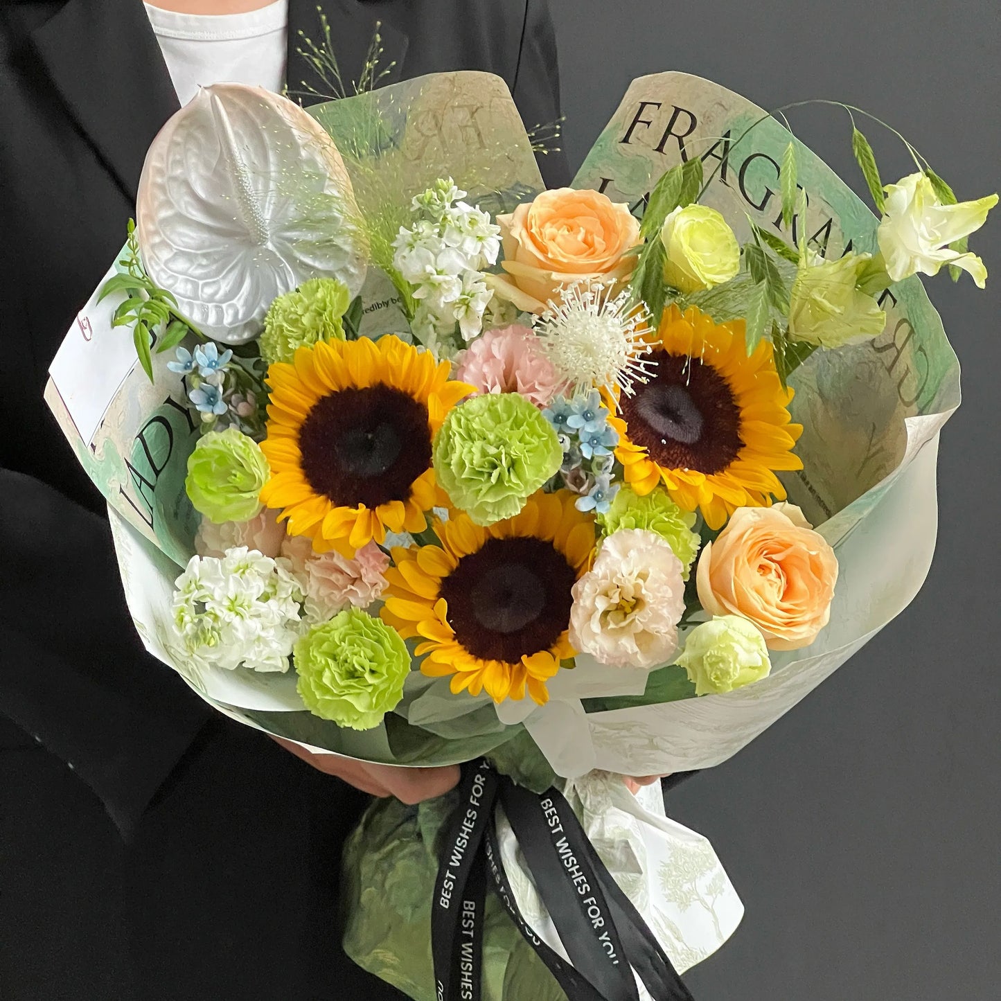 【熱烈明媚】向日葵康乃馨香檳玫瑰混搭鮮花束
