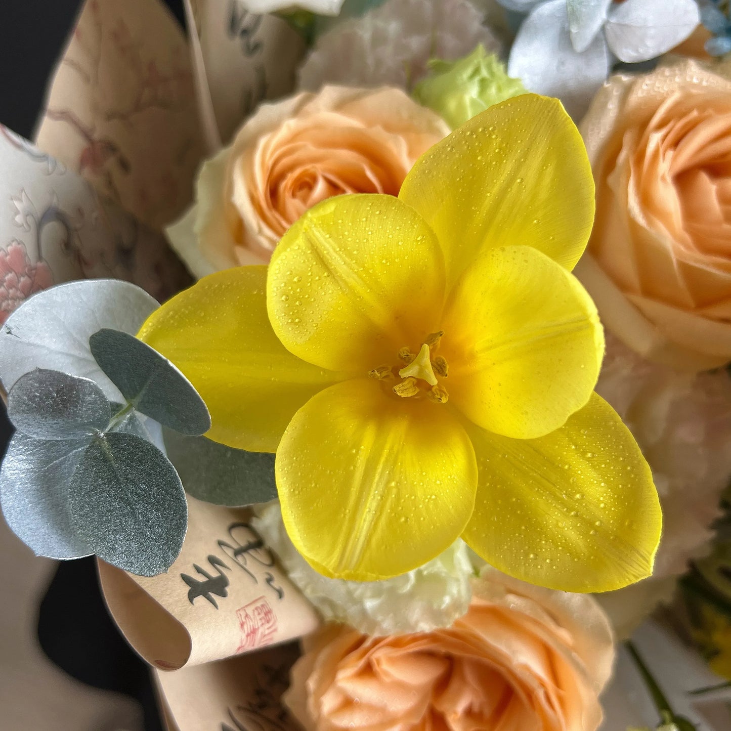 【心之所向】香檳玫瑰鬱金香混搭鮮花束