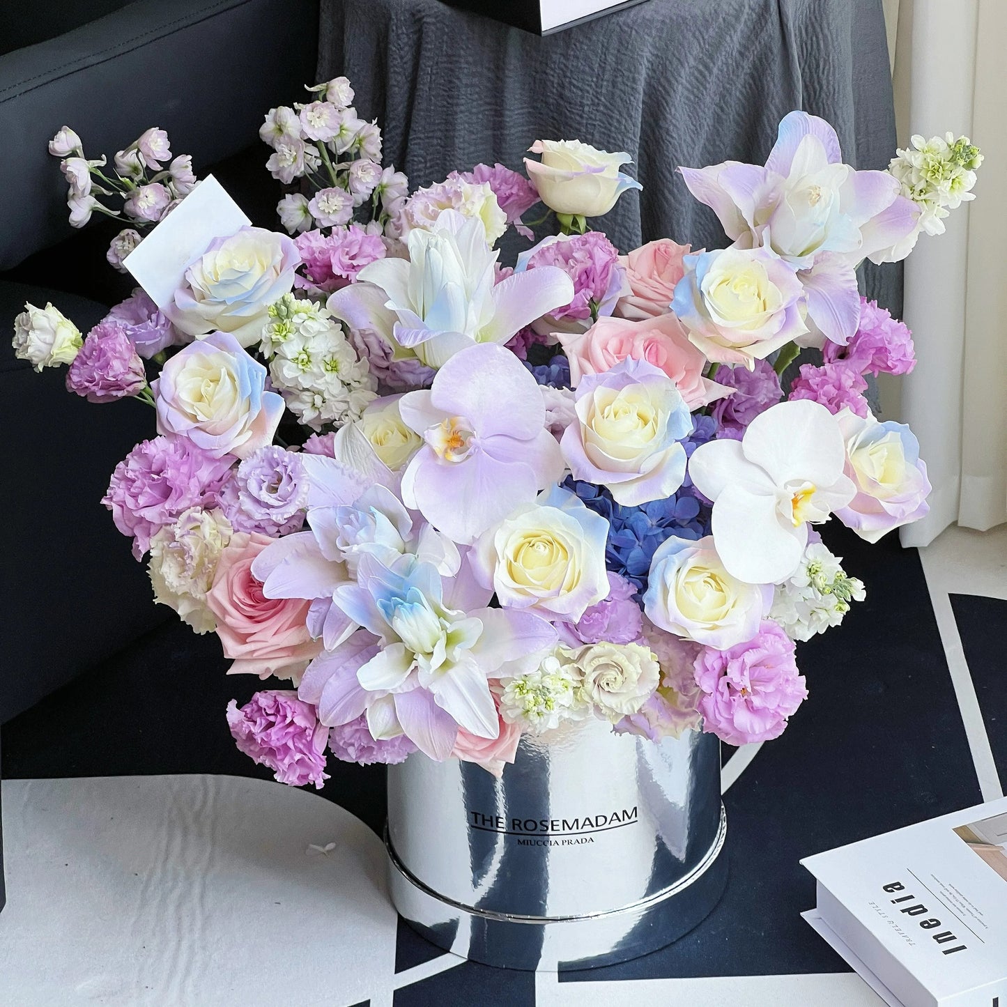 【紫色碎片】百合蝴蝶蘭混搭鮮花桶