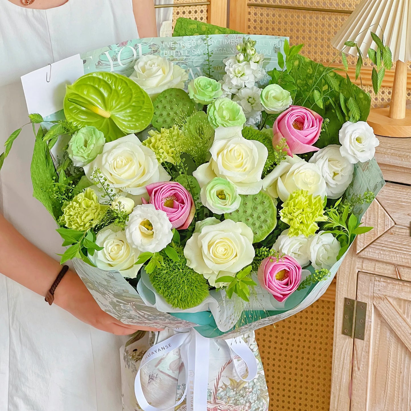 【清水芙蓉】荷花蓮蓬白玫瑰綠掌混搭鮮花束