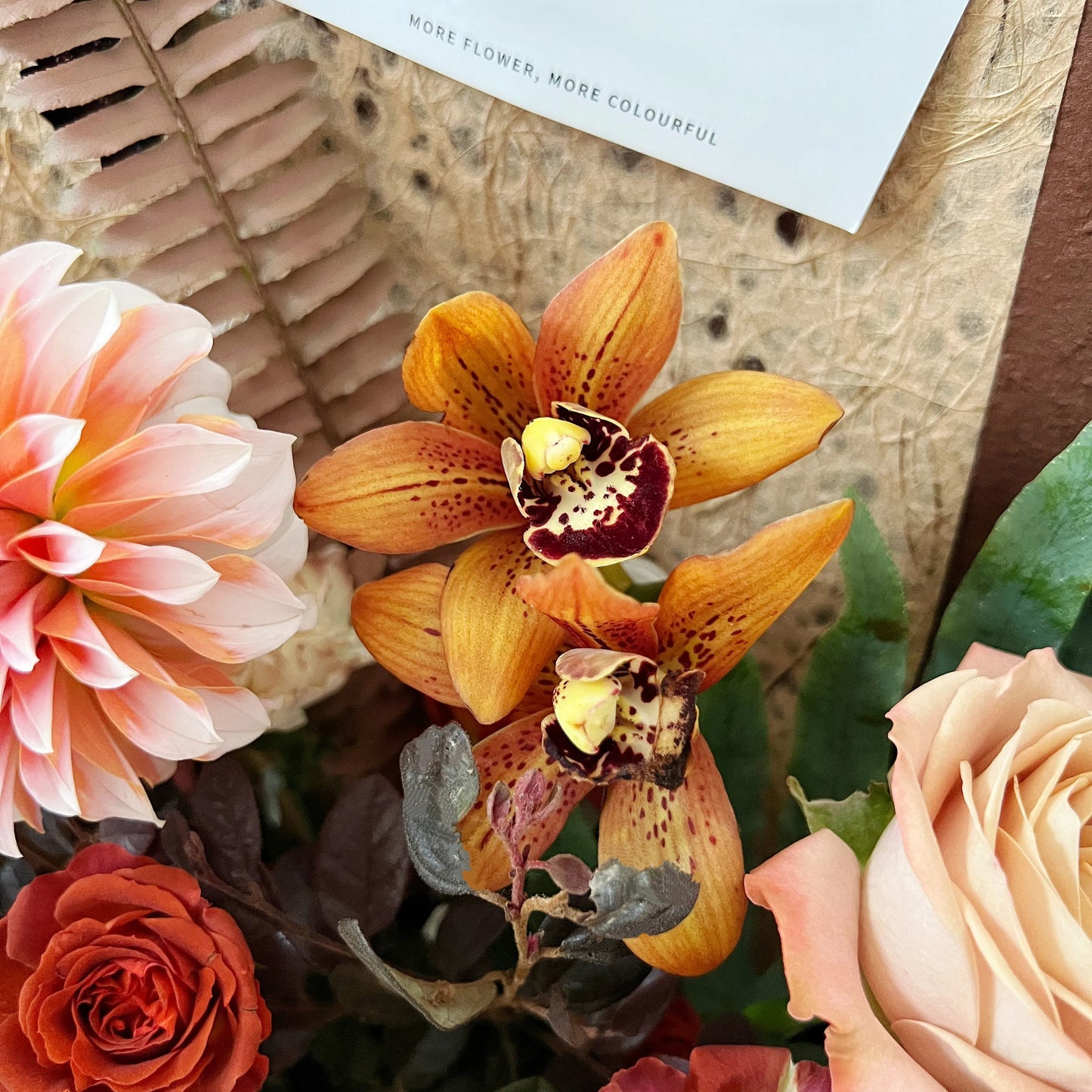 【暖秋絮語】奶油桃子卡布奇諾馬蹄蓮混搭鮮花束