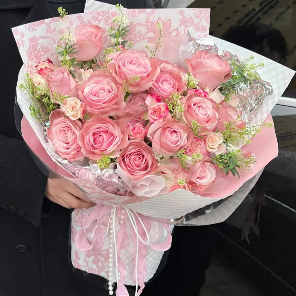 11 枝伯爵紅茶玫瑰鮮花束|Meet The Little Bouquet 01