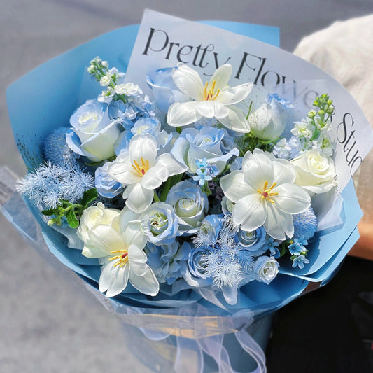 【浮光掠影】碎冰藍玫瑰鬱金香混搭鮮花束