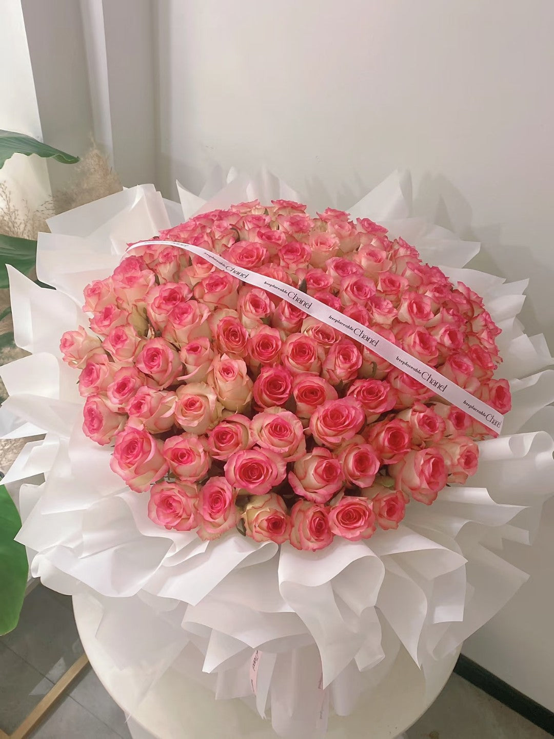 99枝艾莎玫瑰鮮花束|Elsa Rose Fresh Bouquet
