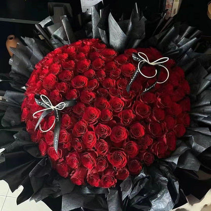 99枝紅玫瑰心形鮮花束|Red Rose Fresh Bouquet