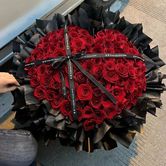 99枝紅玫瑰心形鮮花束|Red Rose Fresh Bouquet