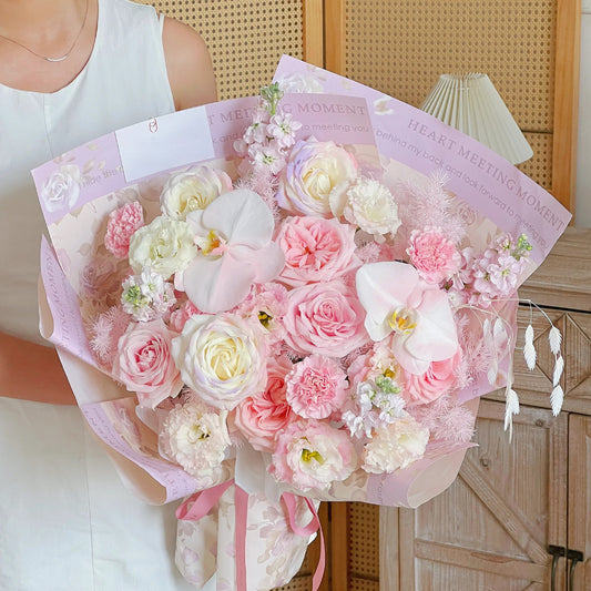【全城熱戀】粉荔枝白玫瑰康乃馨混搭鮮花束