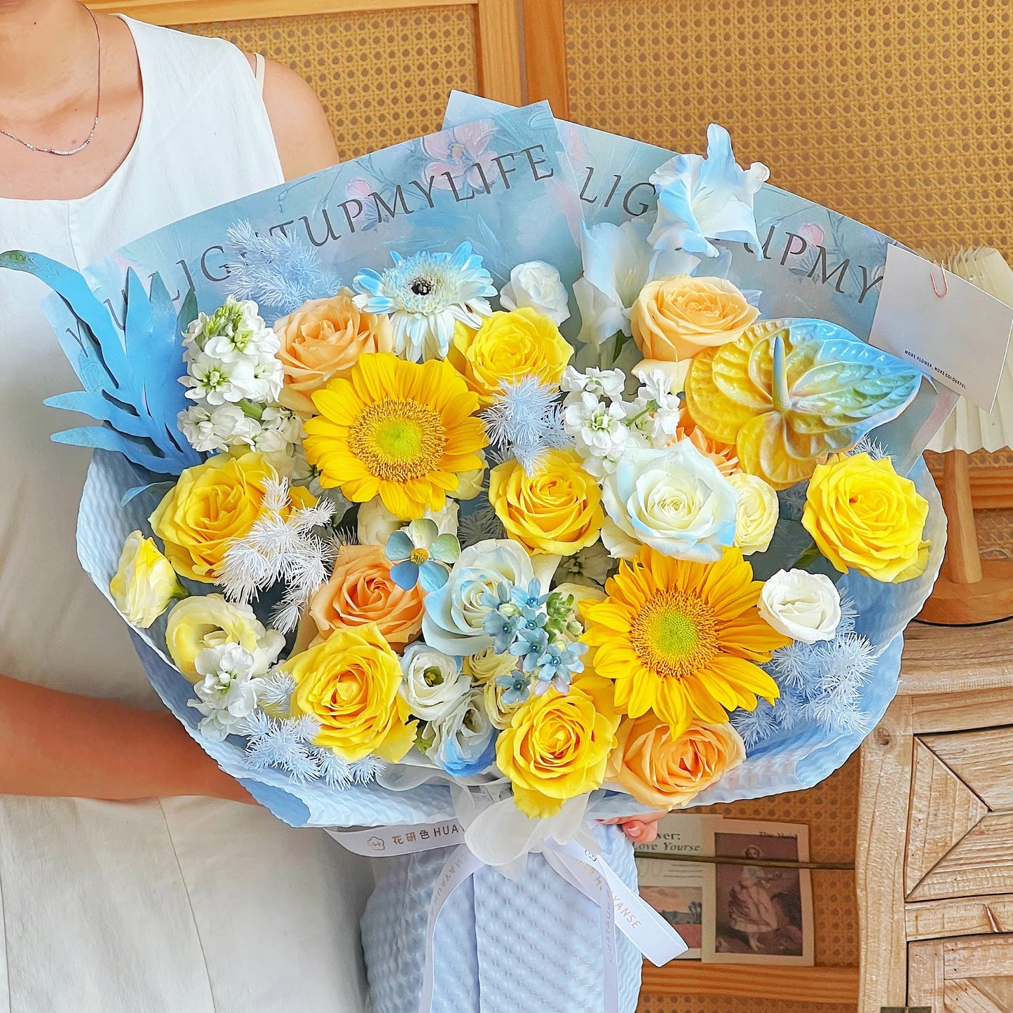 【熾野逐光】向日葵黃玫瑰香檳玫瑰混搭鮮花束