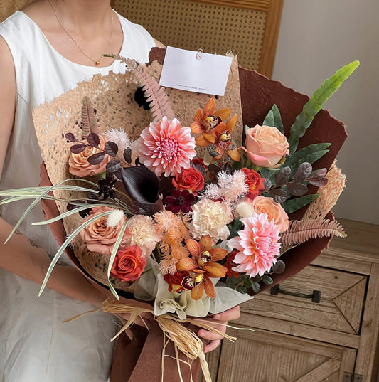 【暖秋絮語】奶油桃子卡布奇諾馬蹄蓮混搭鮮花束