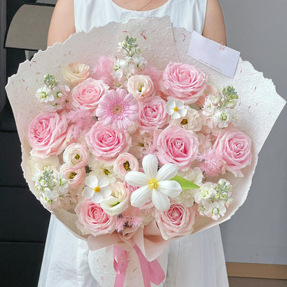 【柔粉漫花】粉雪山桔梗鬱金香混搭鮮花束