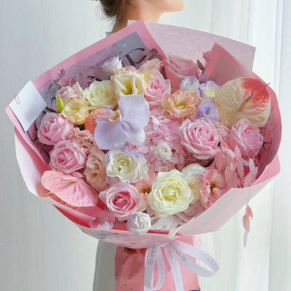 【韶光與你】粉雪山繡球白玫瑰混搭鮮花束