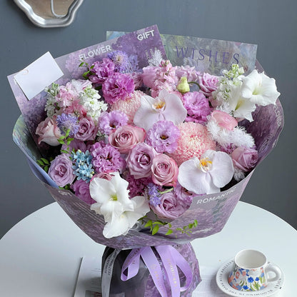 【迷霧花海】紫玫瑰桔梗蝴蝶蘭混搭鮮花束