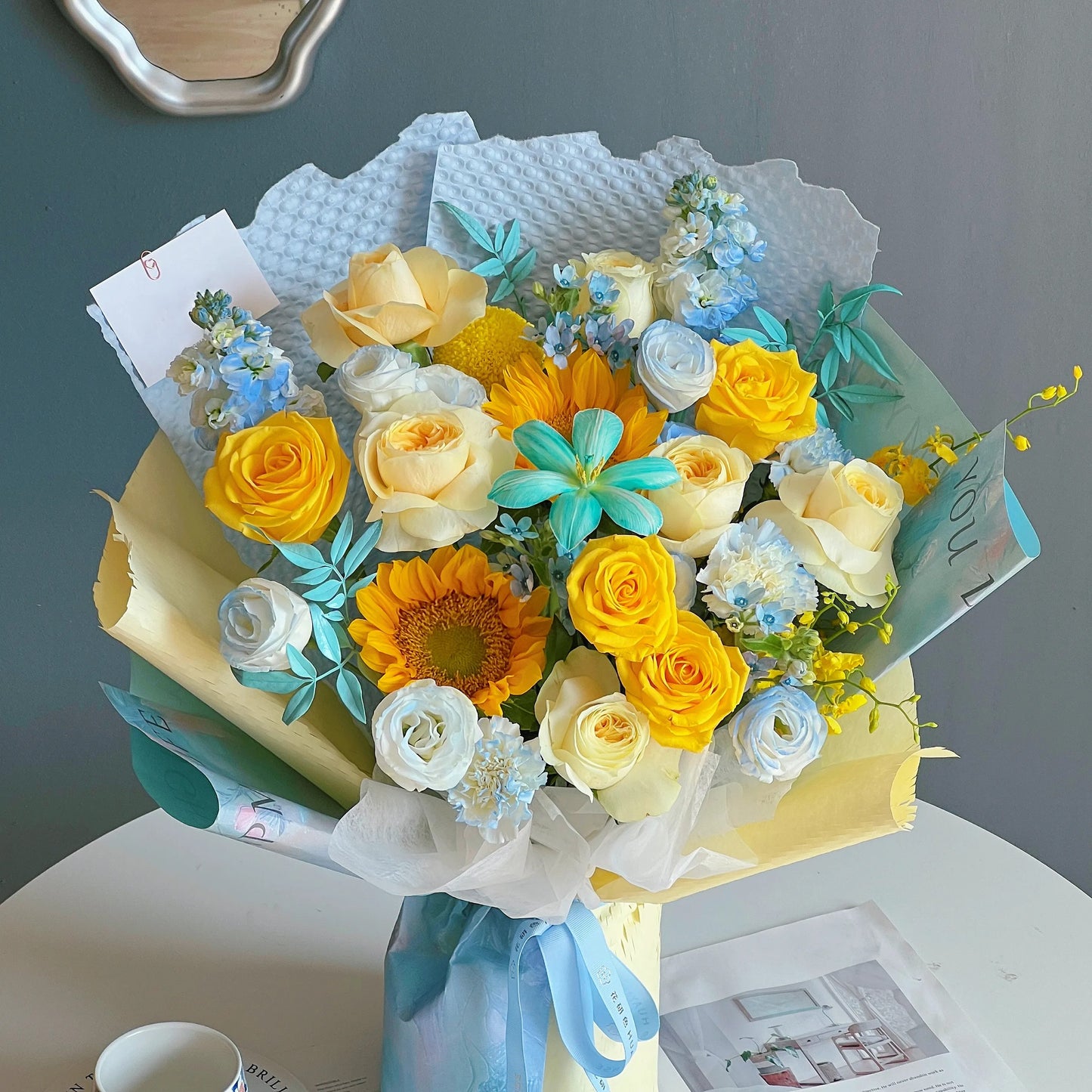 【乘風向陽】奶油杯向日葵黃玫瑰混搭鮮花束