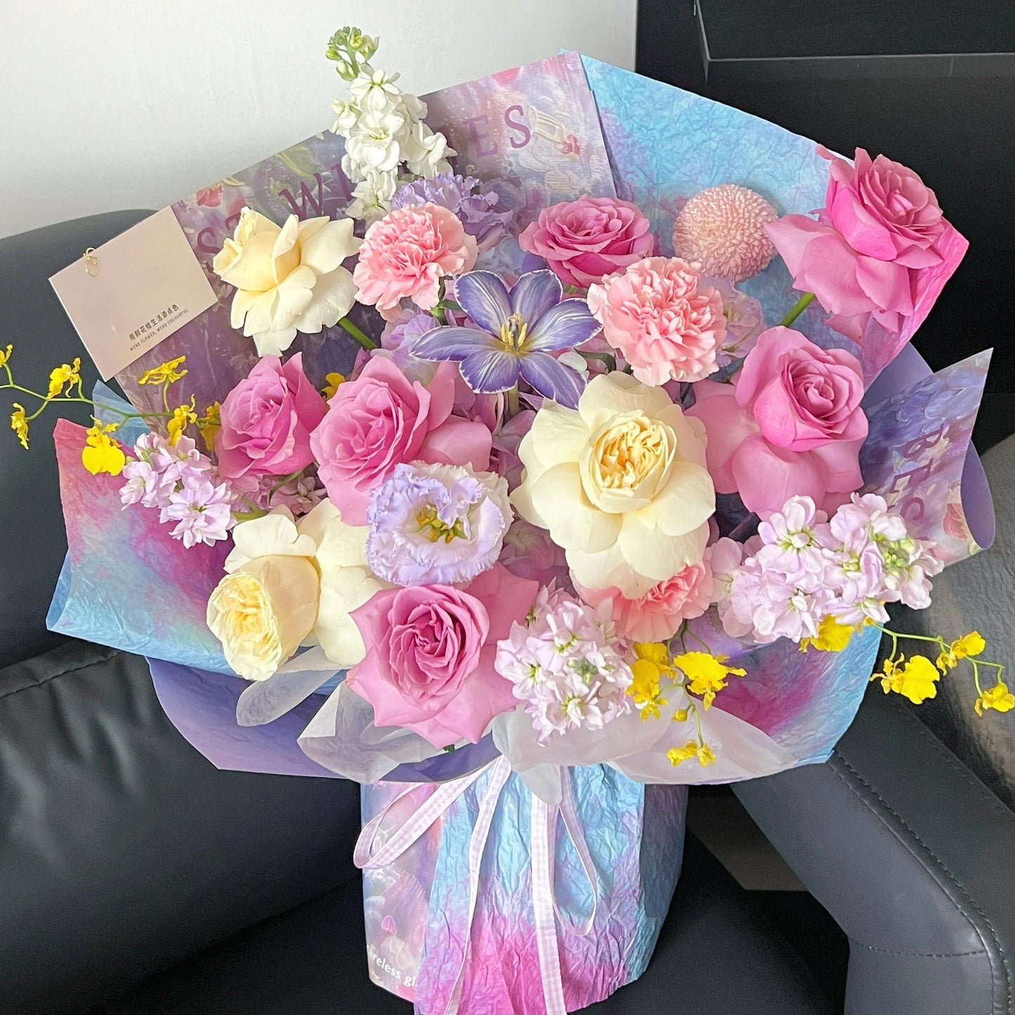 【星漢燦爛】紫玫瑰奶油杯鬱金香混搭鮮花束