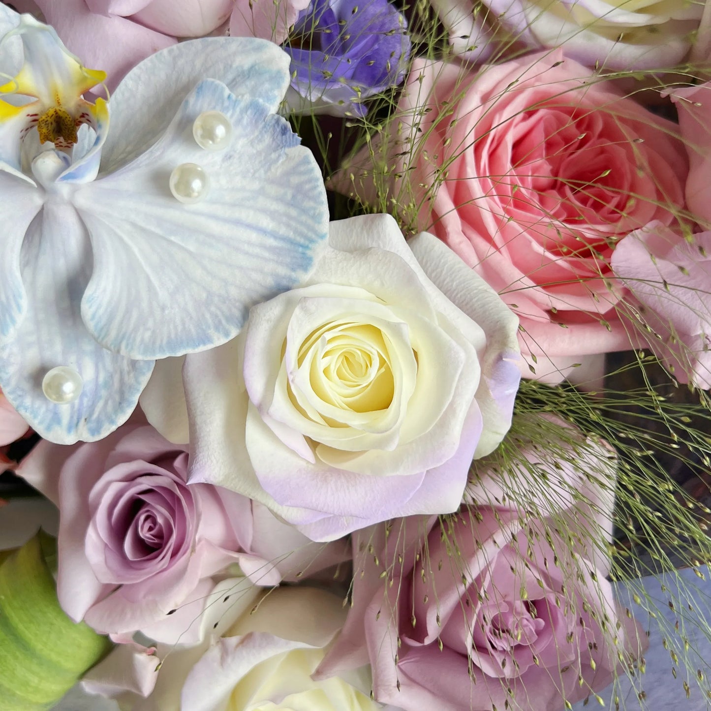 【雲端絮語】奶油桃子粉荔枝鬱金香混搭鮮花束