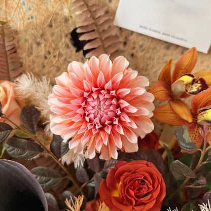 【暖秋絮語】奶油桃子卡布奇諾馬蹄蓮混搭鮮花束