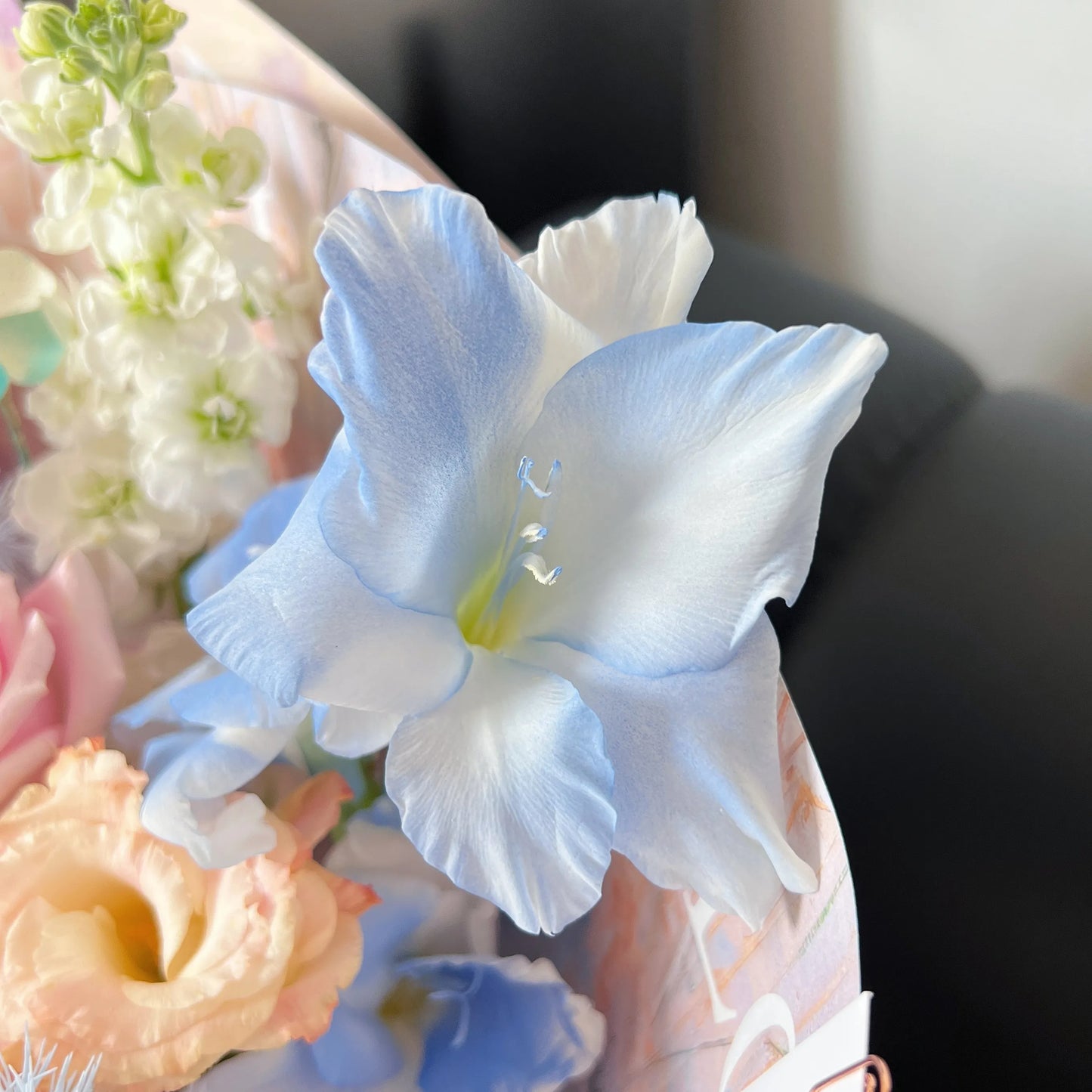 【雲端芭蕾】奶油桃子粉雪山奶油杯混搭鮮花束